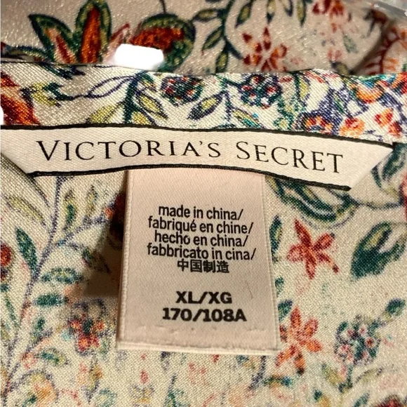 Victoria's Secret Multicolor Floral pajama set - Picture 5 of 10